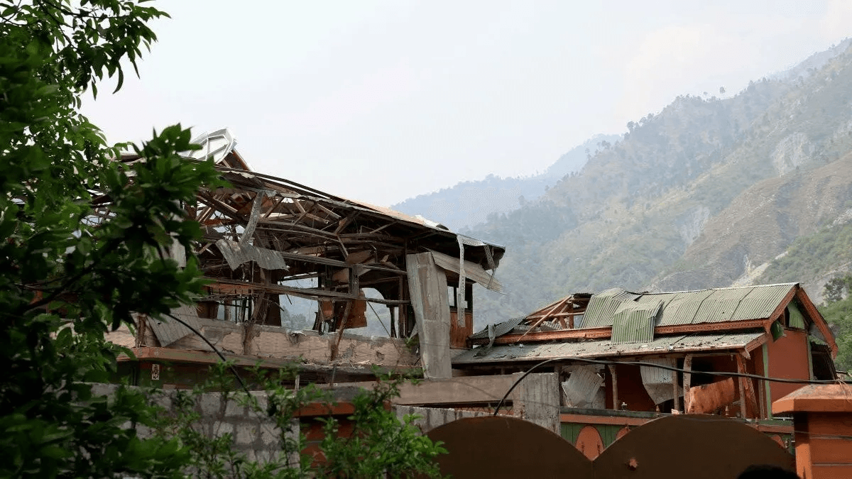 Пакистан пообещал ответить Индии за удары по своей территории. В чем причина конфликта и возможна ли дальнейшая эскалация?