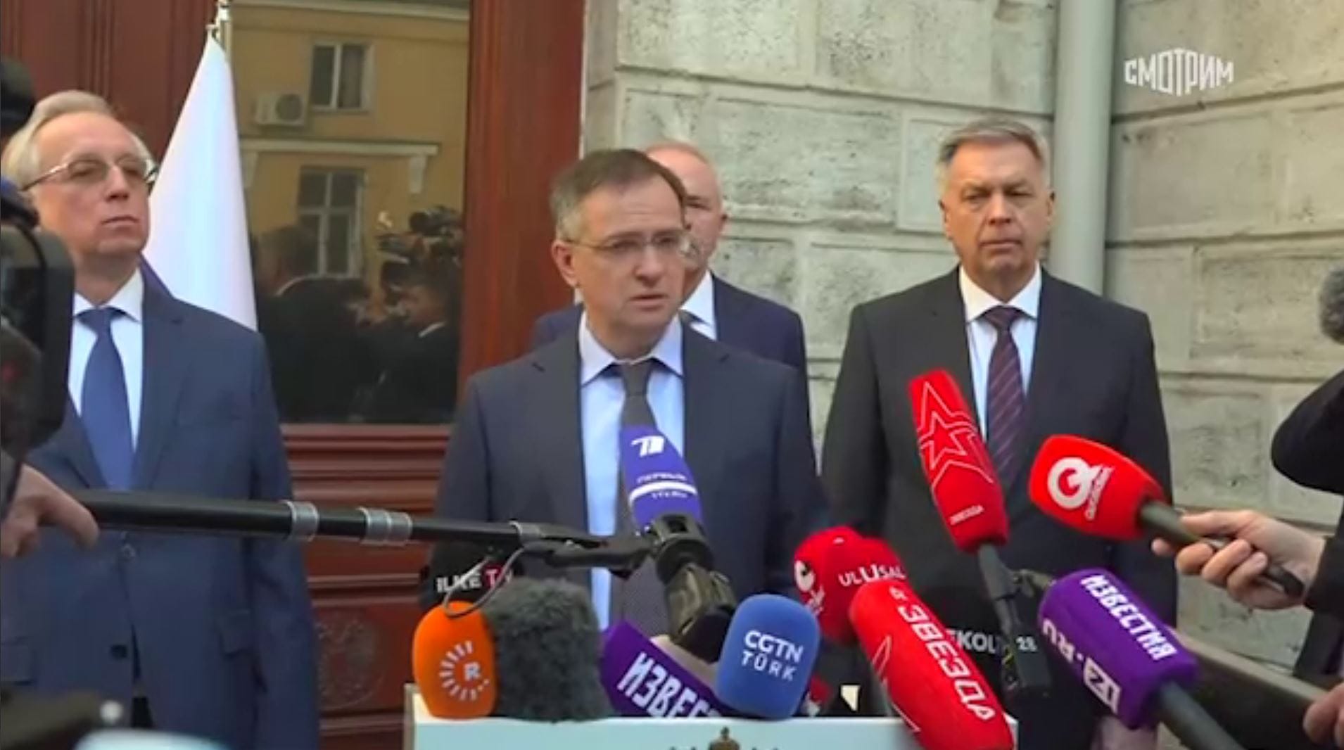 Глава российской делегации в Стамбуле Мединский о переговорах с украинской стороной: «Задача — выйти на установление долгосрочного мира»