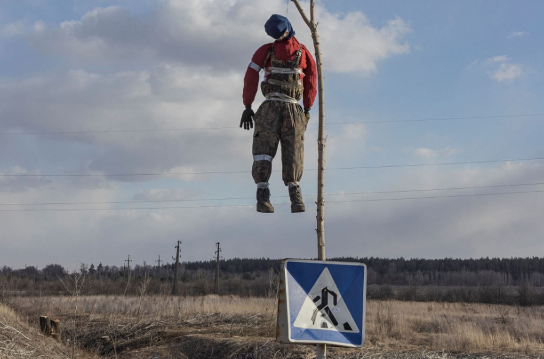 “I ran out of the dugout just in time to see the convict chasing a soldier with an axe”: Russian servicemen on the army’s degradation