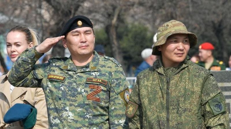 Жители бедных регионов РФ гибнут на войне в десятки раз чаще москвичей — Би-би-си и «Медиазона»