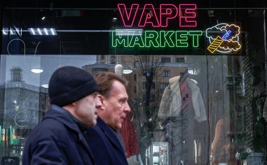 Володин: Госдума полностью запретит вейпы