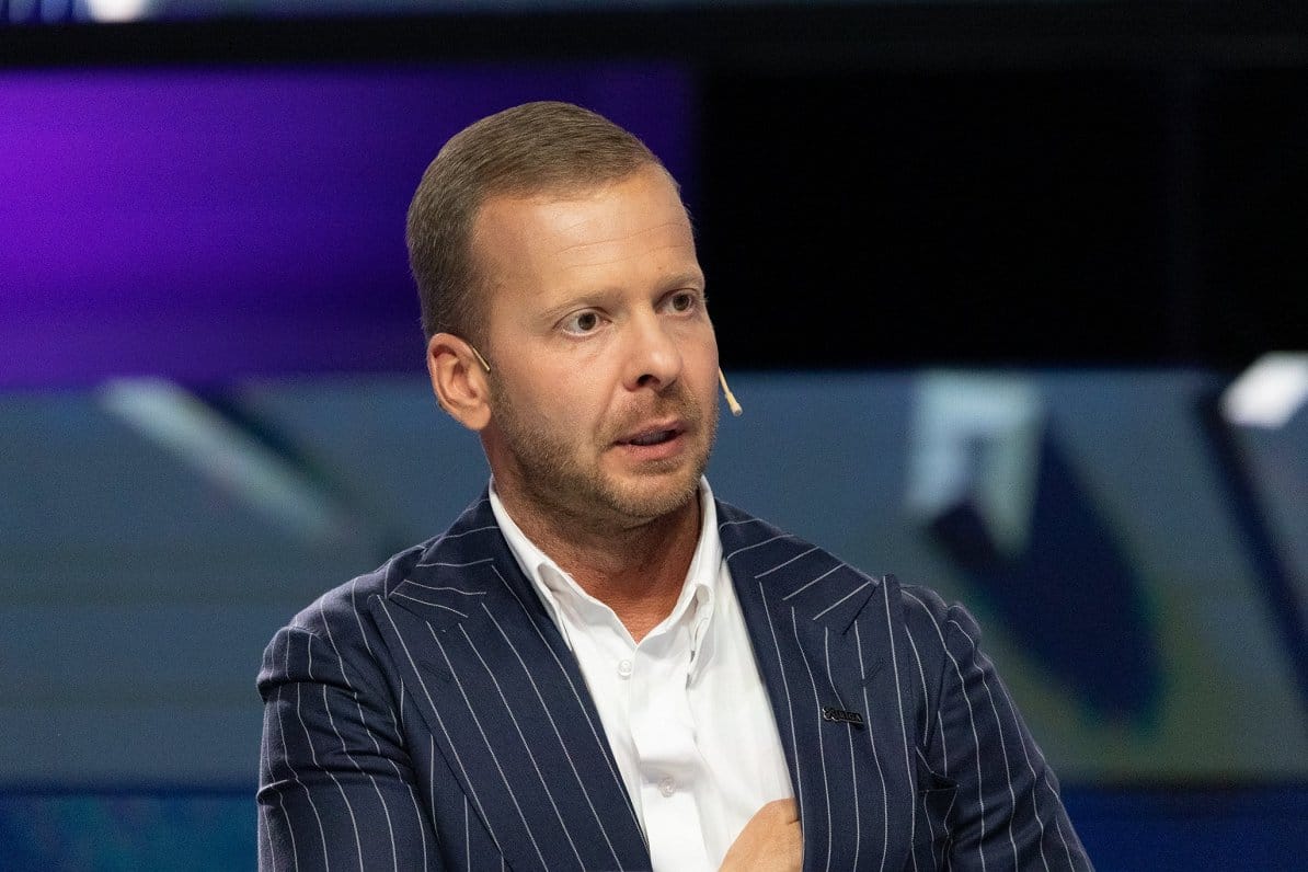 Служба госбезопасности Латвии задержала депутата Алексея Росликова, заявившего на заседании парламента: «Нас больше, и русский — наш язык»