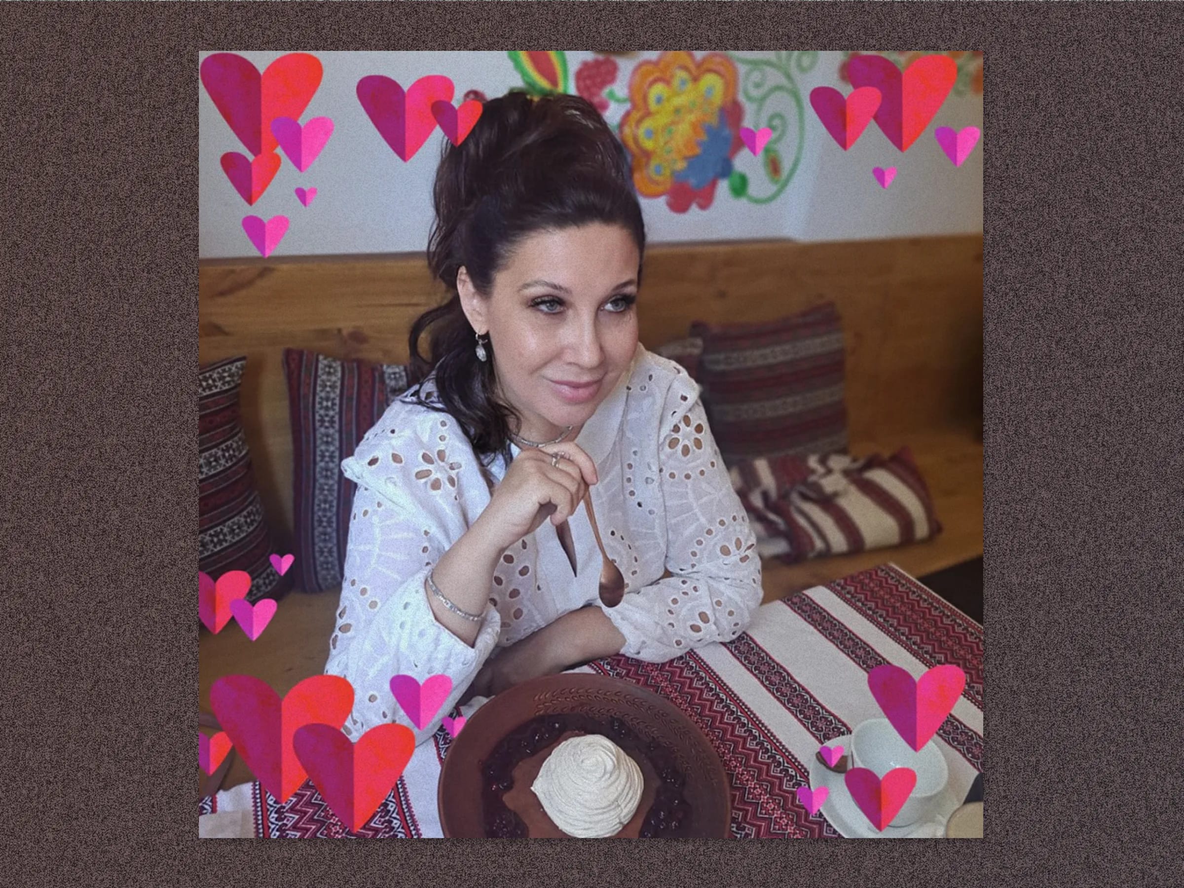 «ВИ» и «Верстка» получили доступ к уголовному делу сутенеров, вовлекавших в проституцию школьниц. В деле фигурировал Олег Дерипаска