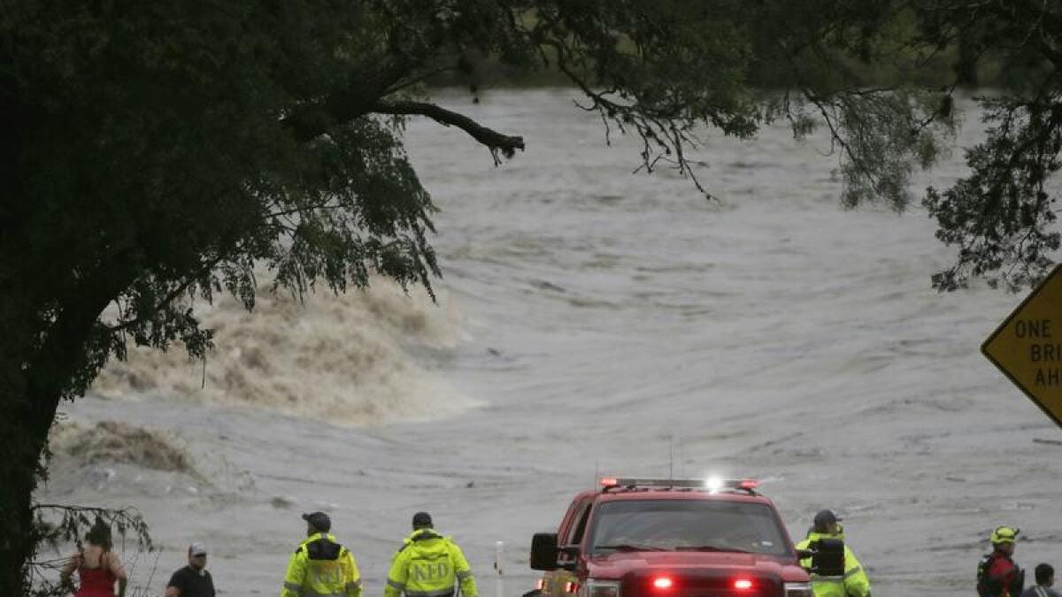 В Техасе не менее 24 человек погибли из-за внезапного наводнения, больше 20 детей пропали без вести