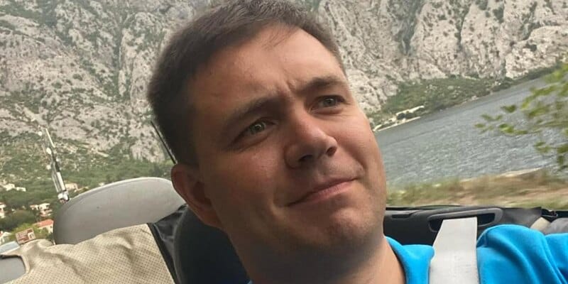 Главного редактора Baza обвинили в даче взятки — ТАСС. Во время задержания силовики угрожали «отх*ярить его до смерти»  