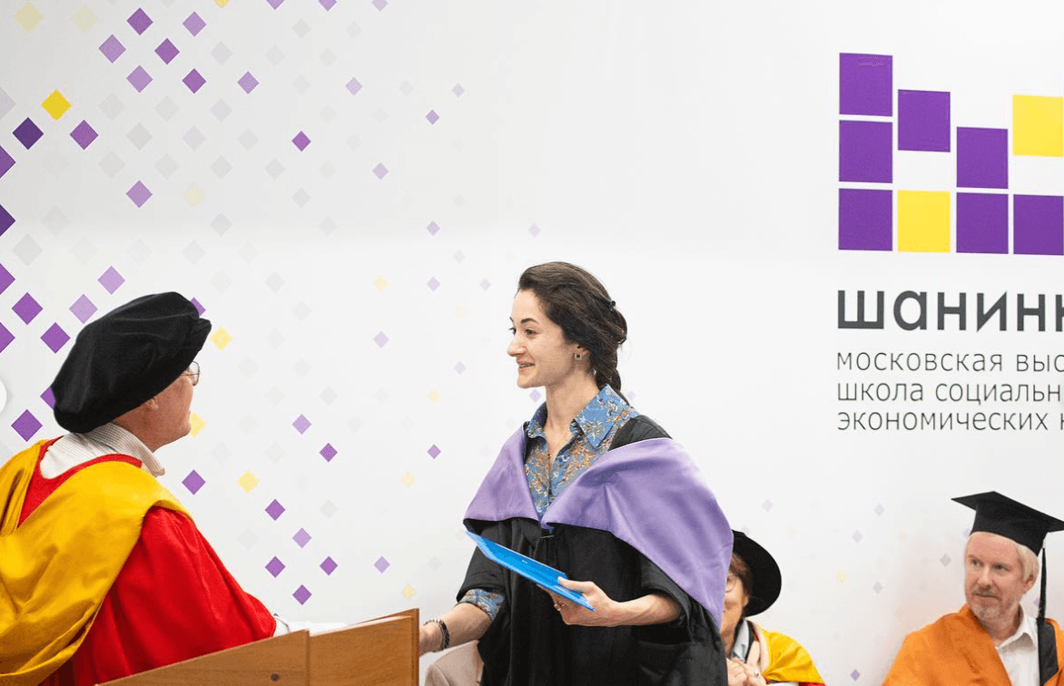 Руководство «Шанинки» готовится к отзыву госаккредитации осенью, студентам рекомендуют перевестись в другие вузы — «Гроза»