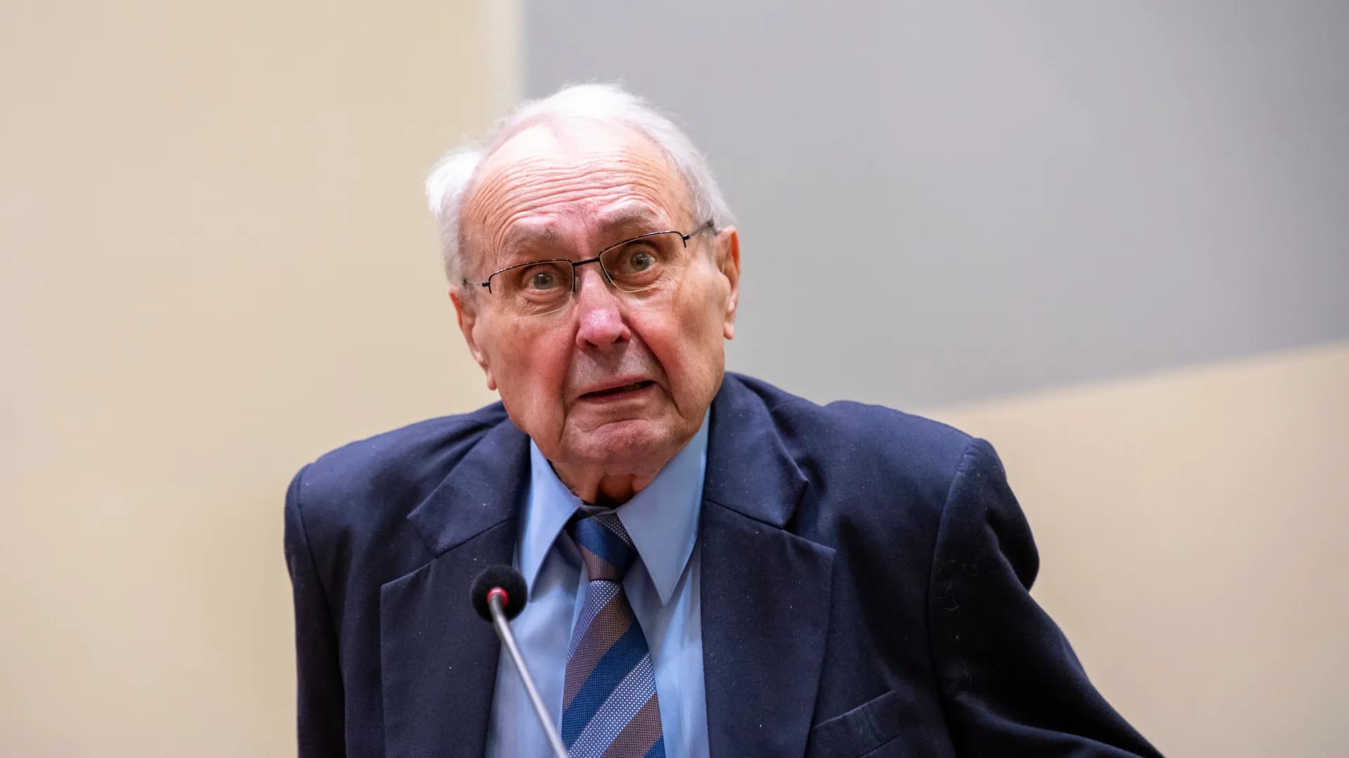 Суд в Германии приговорил экс-депутата парламента к условному сроку по делу о взятках из Азербайджана