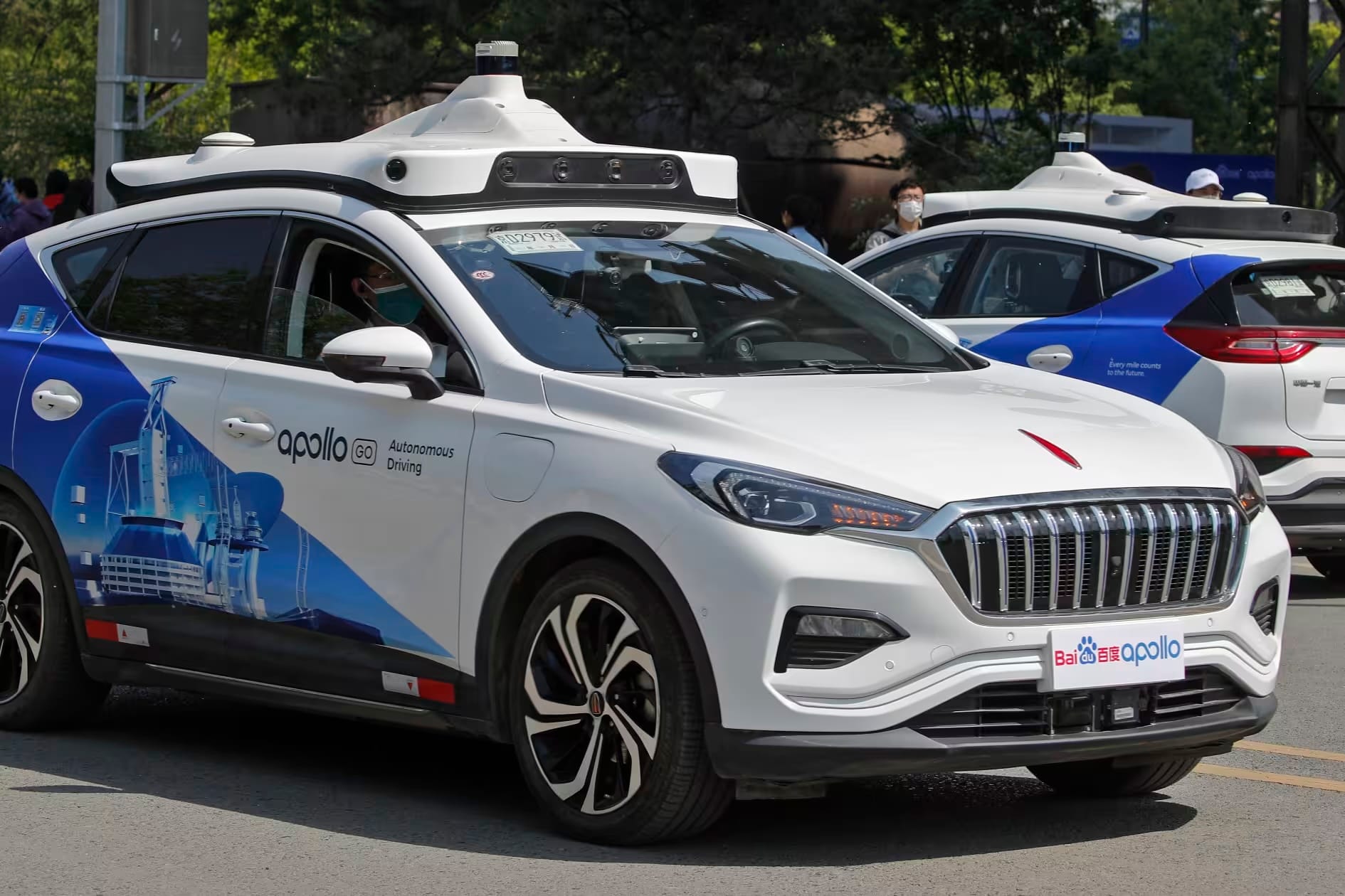 Китайская Baidu заключила соглашения с Lyft и Uber на запуск роботакси в Европе