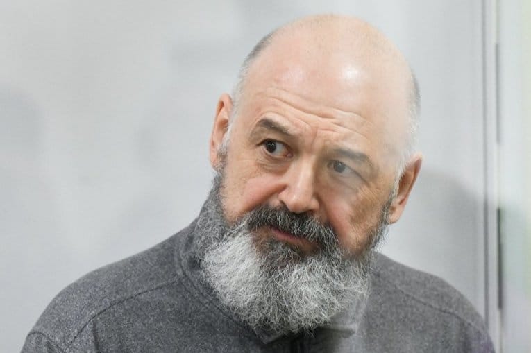 Генералу Оглоблину вынесли новый приговор — 9 лет заключения за взятку. Ранее он уже отсидел за хищение