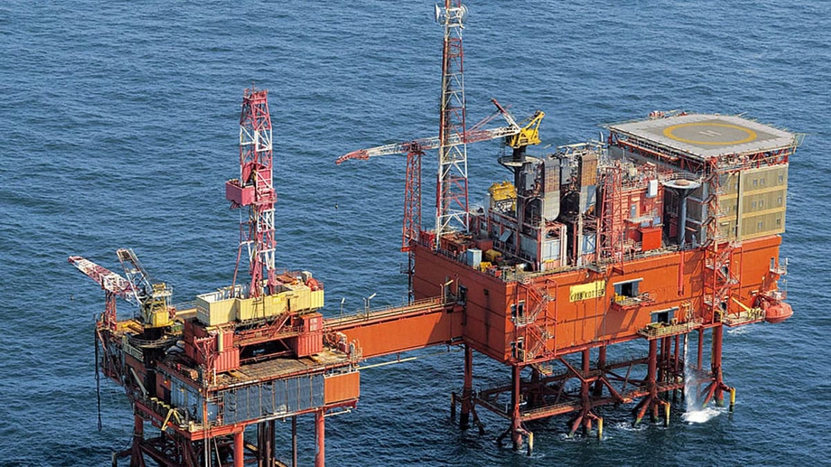 «Газпром» нашел покупателя для доли в нидерландской Wintershall Noordzee, сделке мешает тяжба с украинским олигархом Ахметовым — «Ведомости»