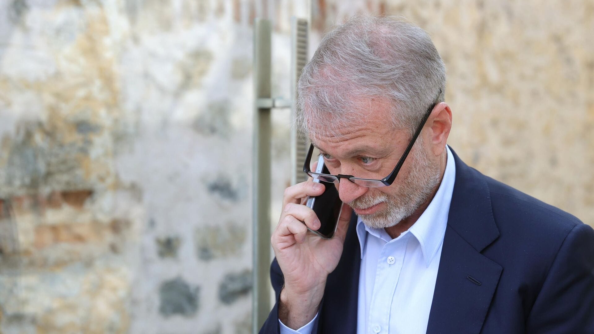 Власти острова Джерси начали уголовное расследование в отношении Романа Абрамовича по подозрению в коррупции — The Guardian