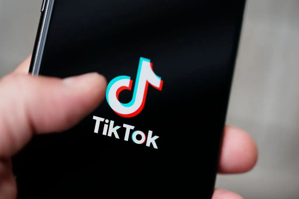 США и Китай заключили сделку о сохранении TikTok в Америке