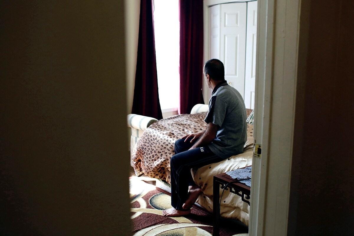 Сирийских беженцев обязали покинуть США, их защищенный статус отменен