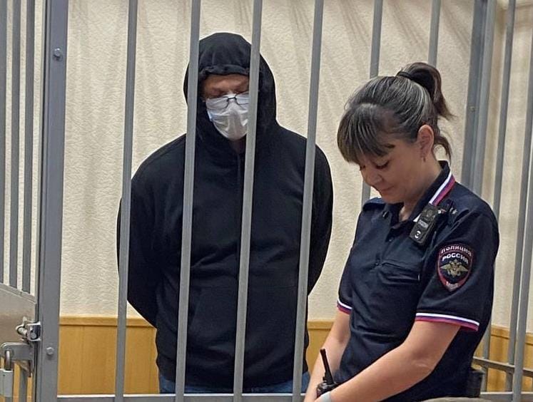 Экс-милиционеру назначили 8 лет заключения за 8 особо жестоких убийств в составе банды