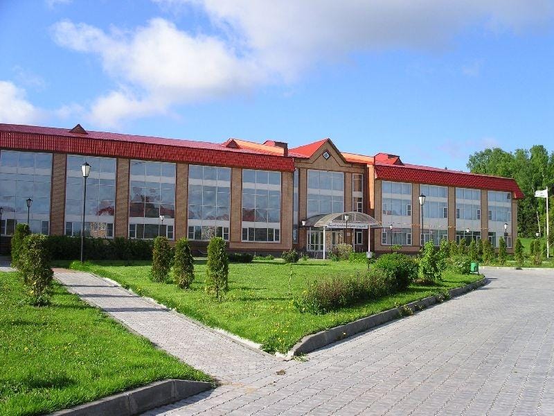 Генпрокуратура подала иск о национализации лицея-интерната «Подмосковный». Его основатель — Михаил Ходорковский