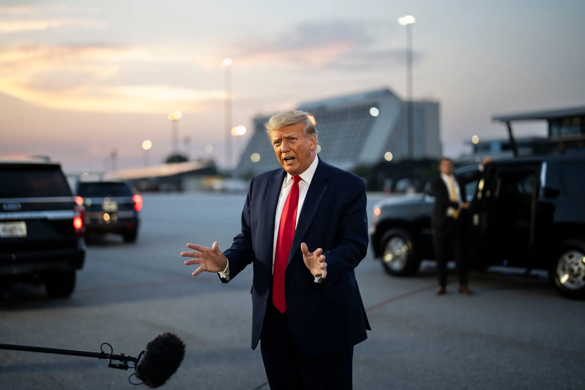 Прокурор Джорджии отозвал дело о вмешательстве Трампа в президентские выборы 2020 года