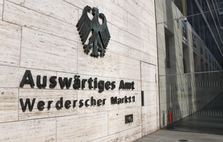 Германия обвинила Россию в хакерских атаках и вмешательстве в парламентские выборы путем дезинформации