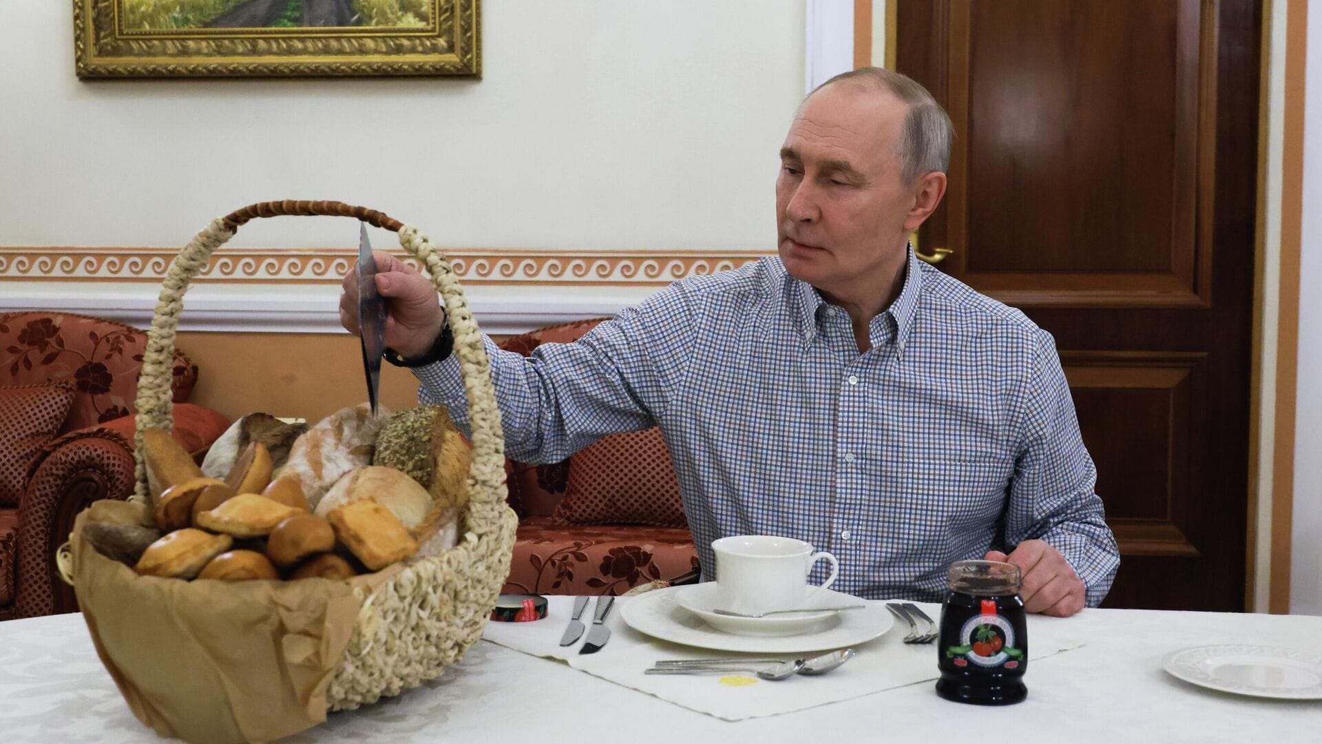 «Любимое мороженое» президента, пекарня «Машенька» и «Рузское молоко». Как сложилась судьба брендов, получивших «президентскую» рекламу