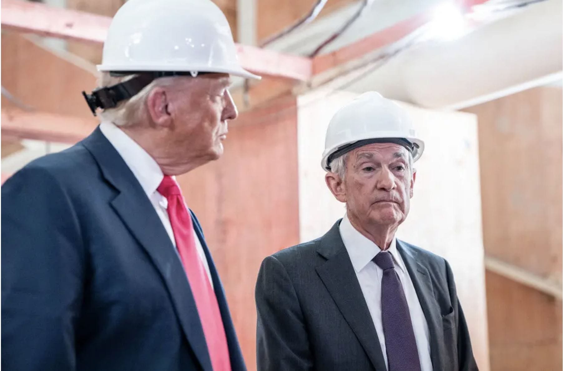 NYT: Прокуратура США начала уголовное расследование в отношении главы ФРС