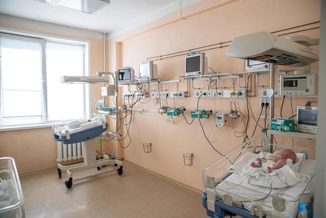 Губернатор Кузбасса обвинил матерей в массовой гибели детей в роддоме: якобы женщины не наблюдаются у врачей и приезжают на роды пьяными