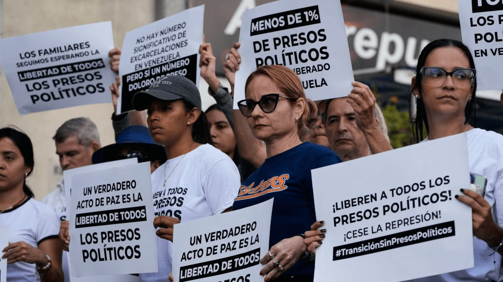 Власти Венесуэлы объявили о планах провести всеобщую амнистию, которая охватит «весь период политического насилия с 1999 года»