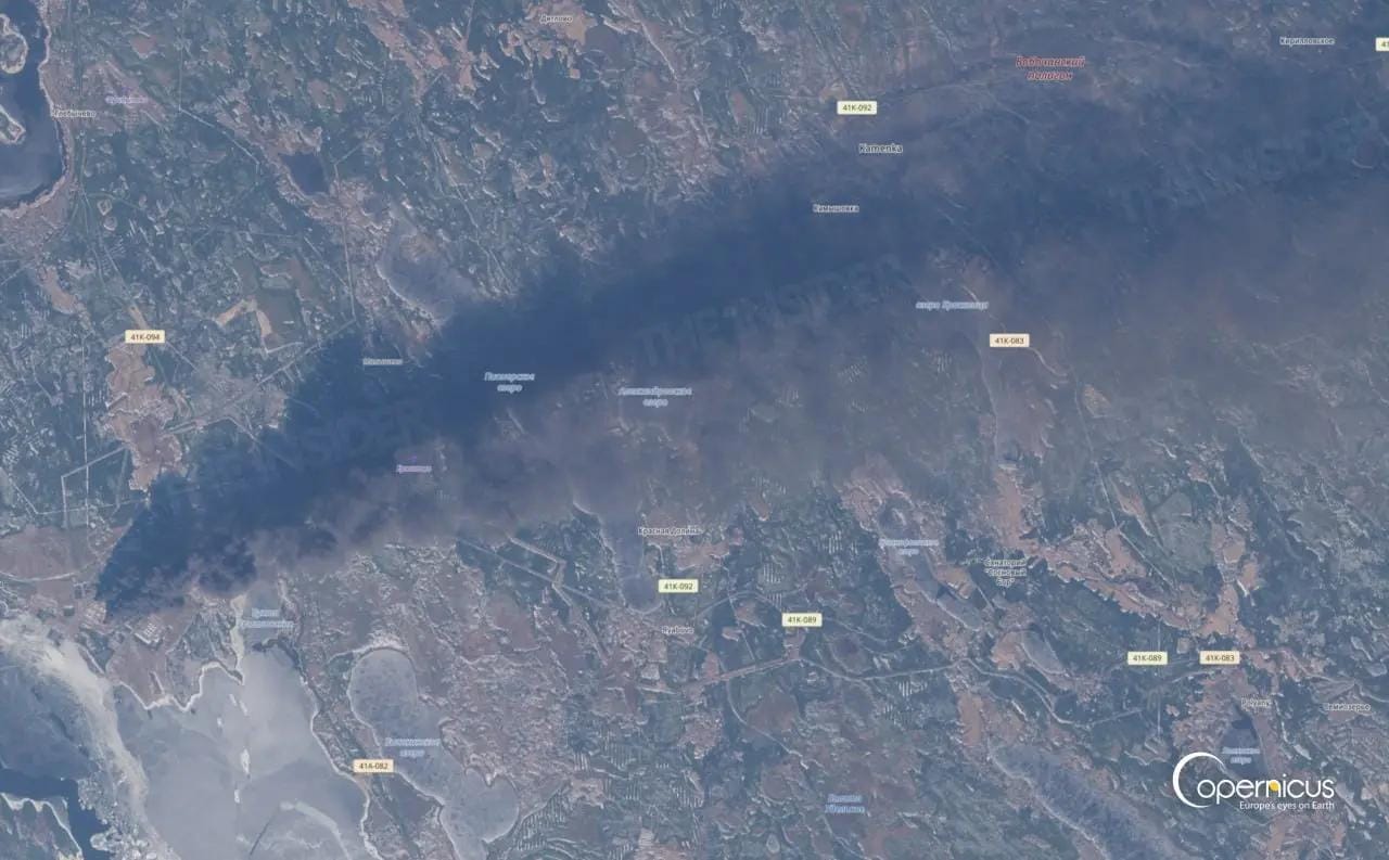 МЧС предупредила жителей Санкт-Петербурга о загрязнении атмосферы и напомнила телефон экстренной службы