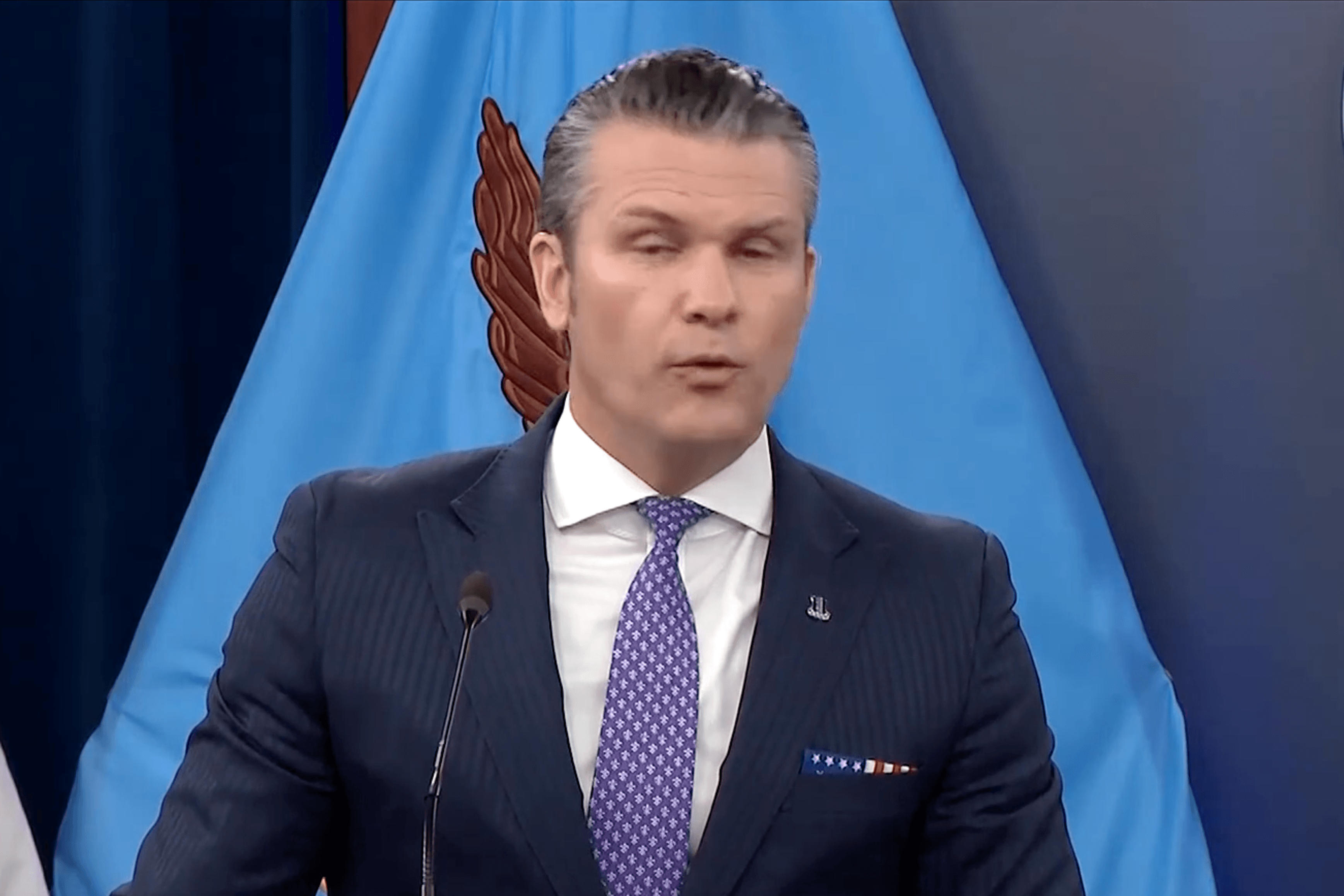 Глава Пентагона Хегсет отказался подтверждать приверженность США коллективной обороне НАТО