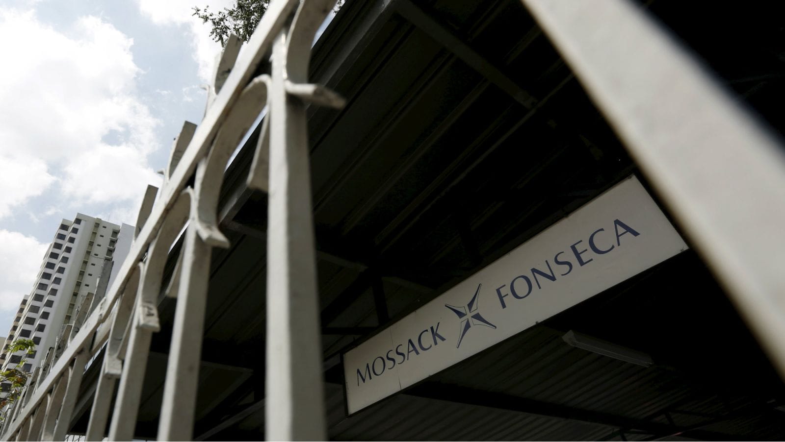 Задержаны основатели компании Mossack Fonseca - регистратора "панамского архива"