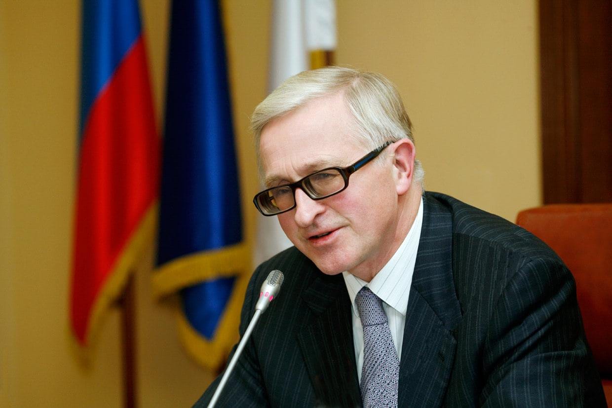 Шохин: Человек в здравом уме не будет вымогать взятку у Сечина