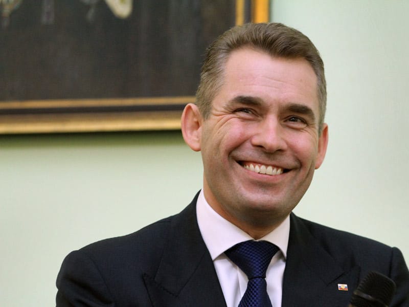 Павел Астахов не против ранних браков и призывает не быть ханжами