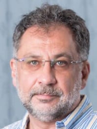 Георгий Дерлугьян