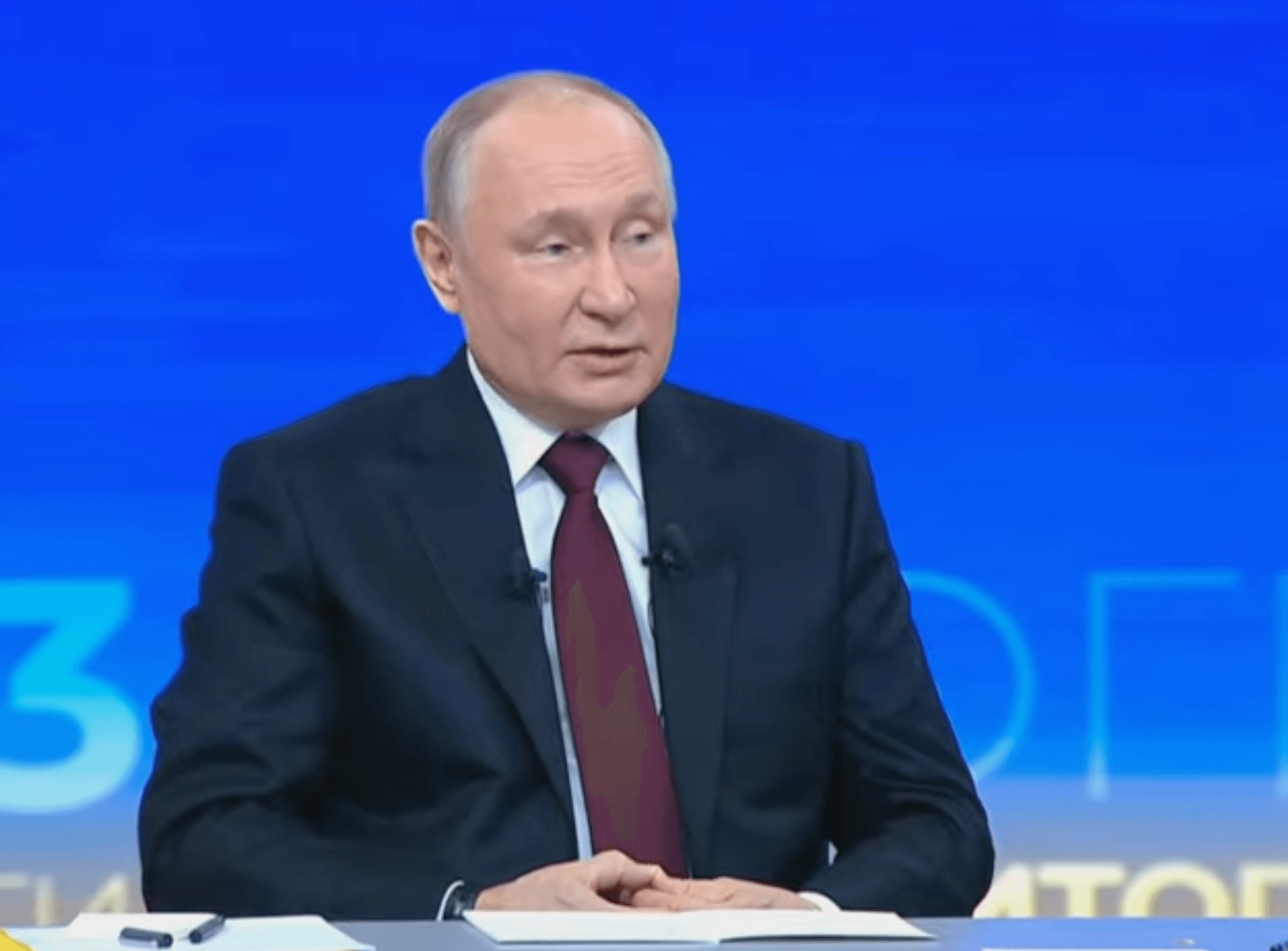 «Зачем нам мобилизация?» Путин заявил, что на фронте достаточно людей. Тем не менее указ о прекращении мобилизации он не подписывает