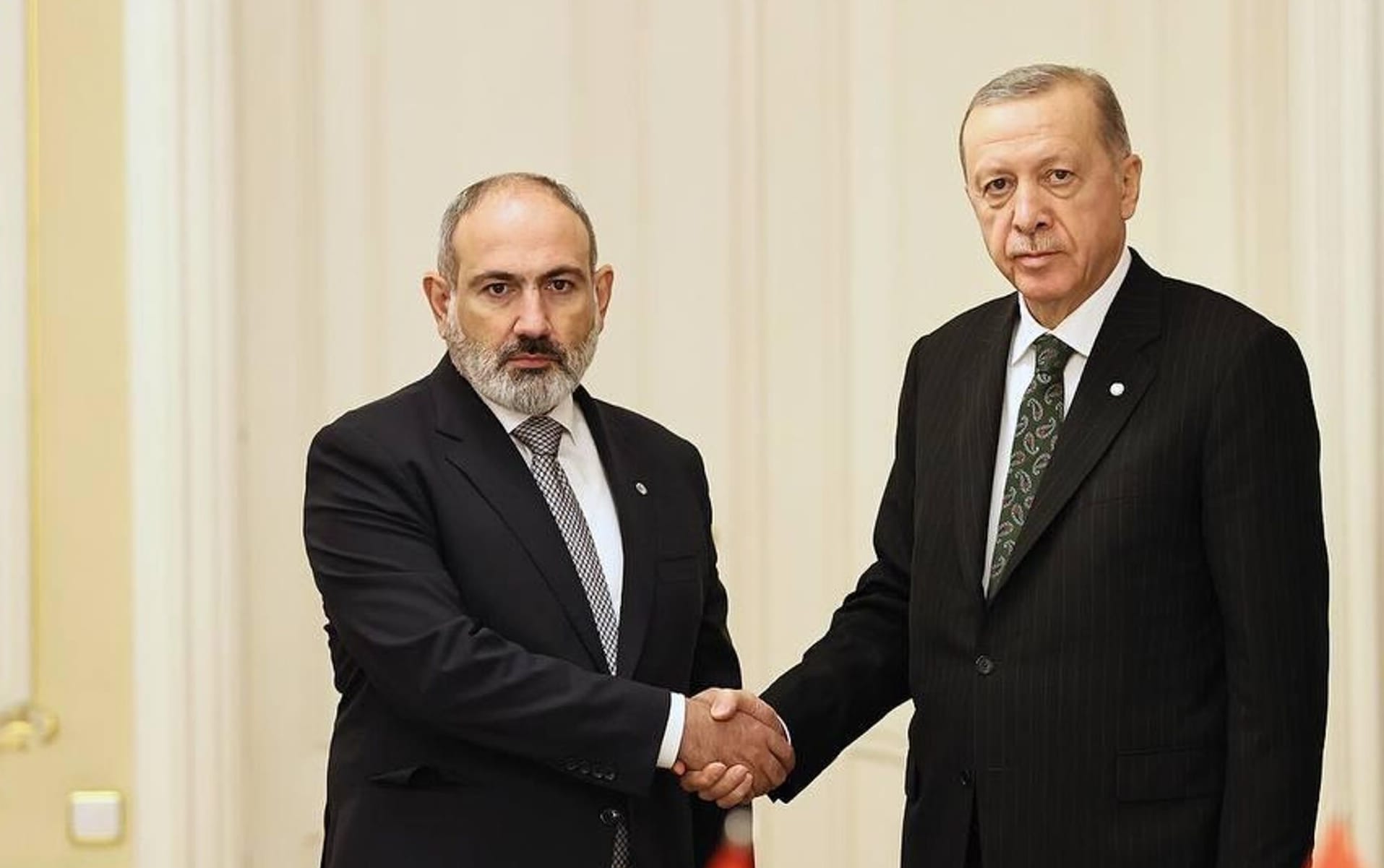 Эрдоган и Пашинян договорились об урегулировании отношений между Арменией и Турцией
