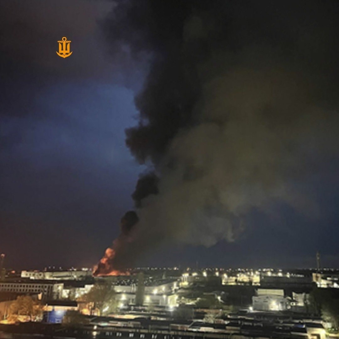 Последствия украинского удара по территории предприятия «Атлант Аэро» в Таганроге в ночь на 19 апреля 2026 года