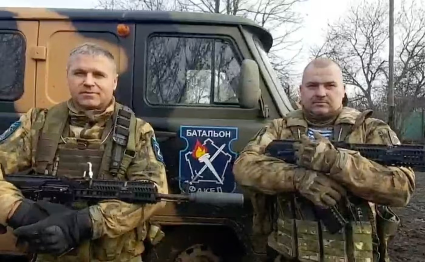 Двое бойцов связанного с «Газпромом» батальона «Факел»