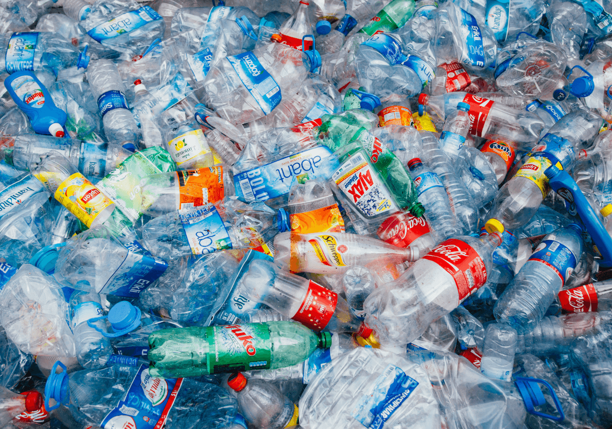 Бисфенол А (BPA) — базовый компонент жесткого прозрачного пластика — считают одним из факторов снижения тестостерона