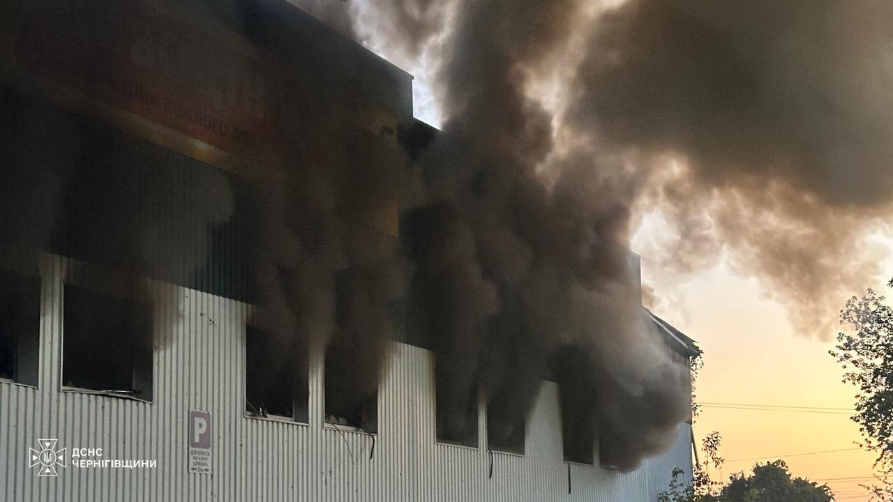 Последствия российского налета на Чернигов в ночь на 26 августа 2026 года