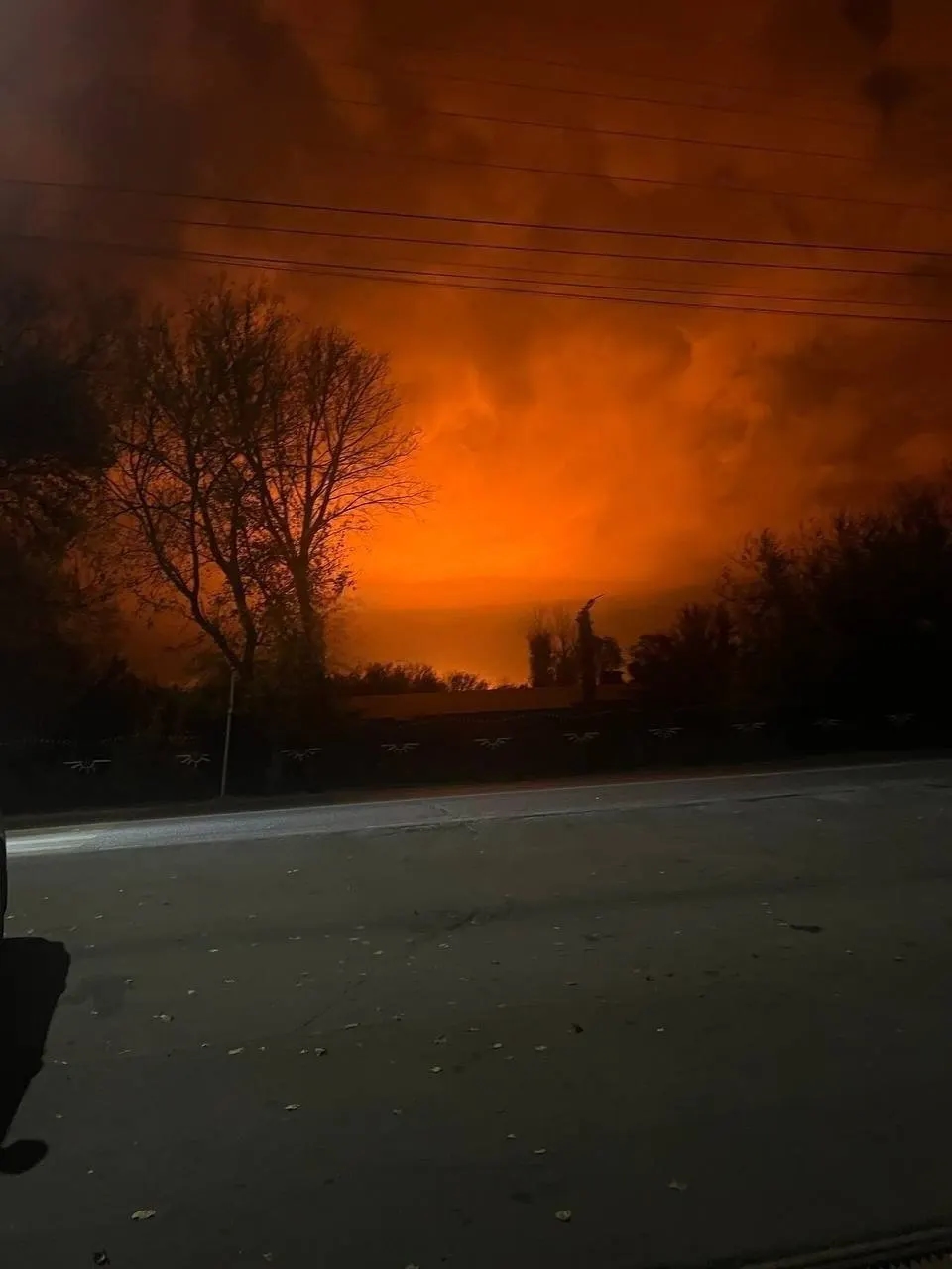 Зарево в районе военного аэродрома Борисоглебск