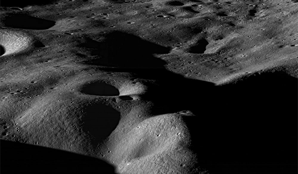 Кратер Кабеус вблизи южного полюса Луны / NASA/GSFC/Arizona State University