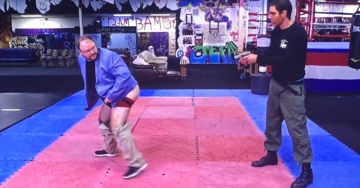 Член Палаты представителей штата Джорджия Джейсон Спенсер и Саша Барон Коэн в шоу «Кто такая Америка?»