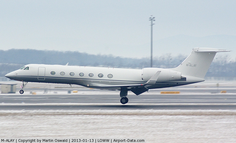 Самолет, предположительно принадлежащий Олегу Дерипаске