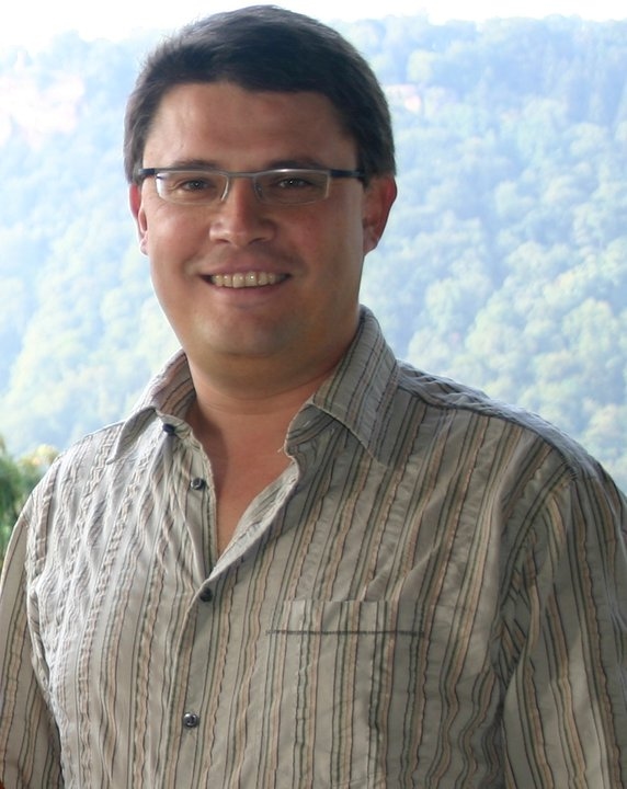 39619_1169888743675_3068486_n