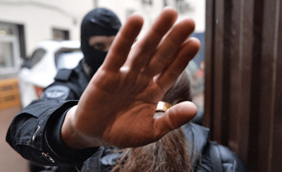 «Власти уверены, что «Открытая Россия» финансирует протесты против застройки парка» — Ирина Славина об обыске