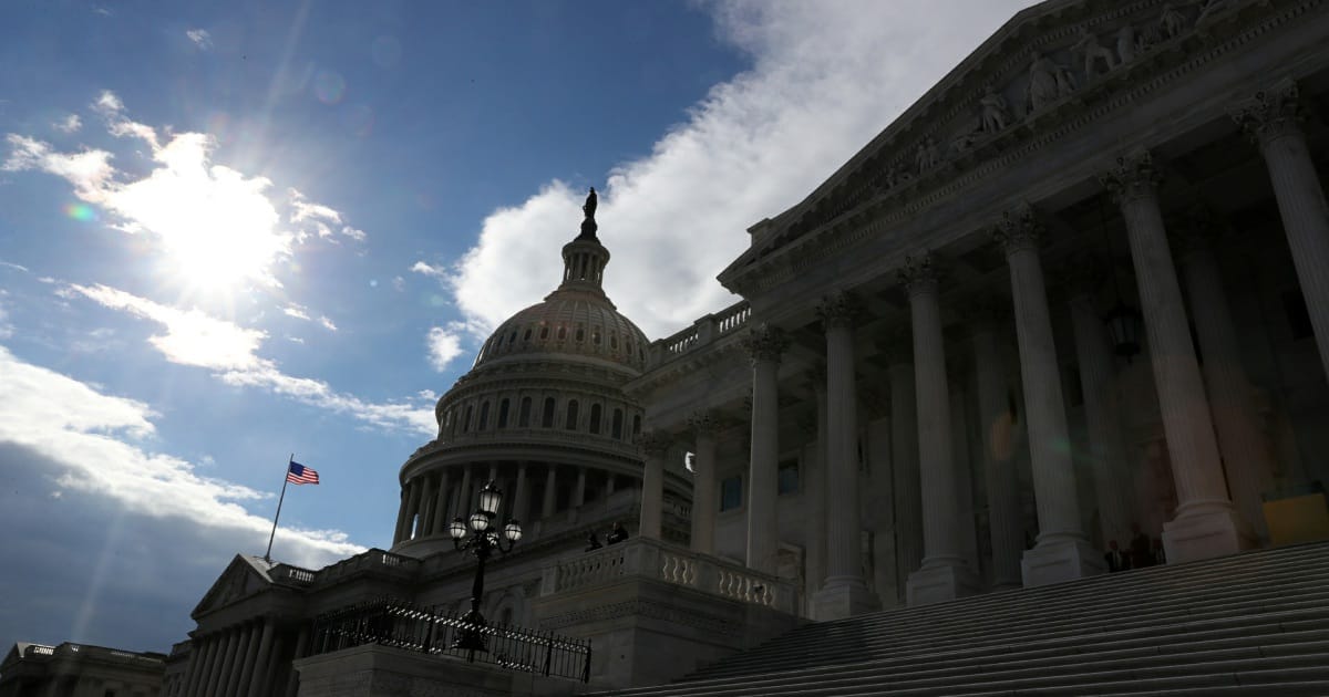 США ввели санкции против бывших украинских чиновников за вмешательство в выборы и связь с российским агентом