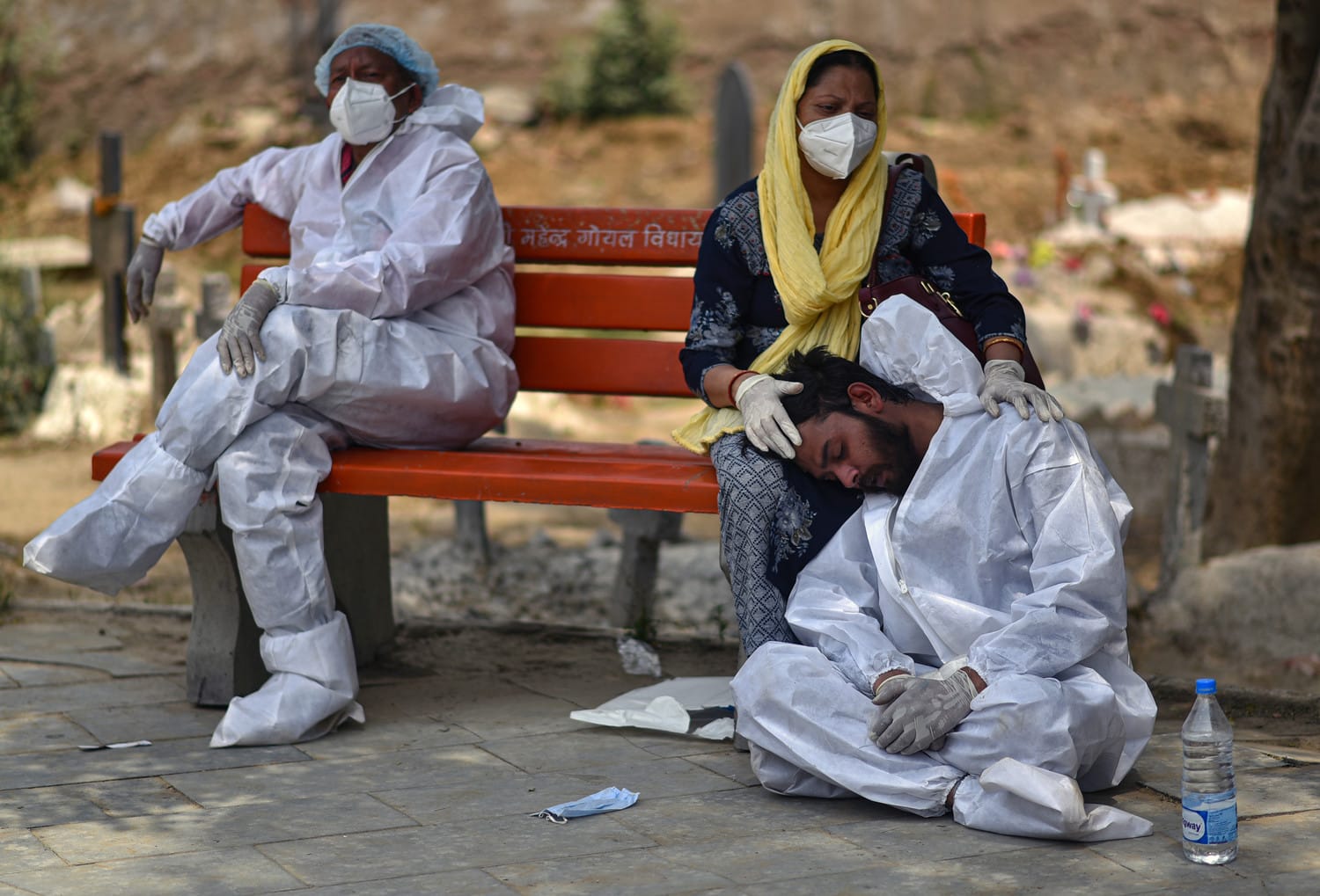 Власти двух индийских штатов объявили эпидемию грибкового заболевания «черная плесень»