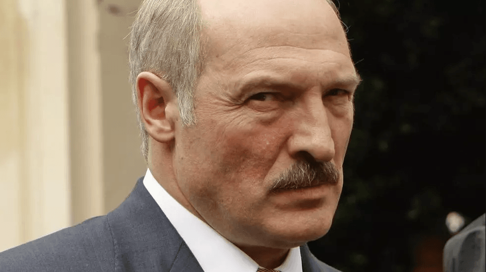 Nexta рассказала о криминальных схемах обогащения Лукашенко, среди них незаконный реэкспорт и контрабанда сигарет