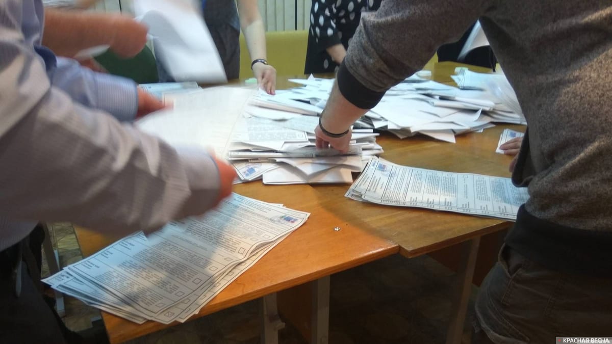 УИК сразу в нескольких регионах показали нулевой результат у «Единой России» и огромный процент у партий с низким рейтингом