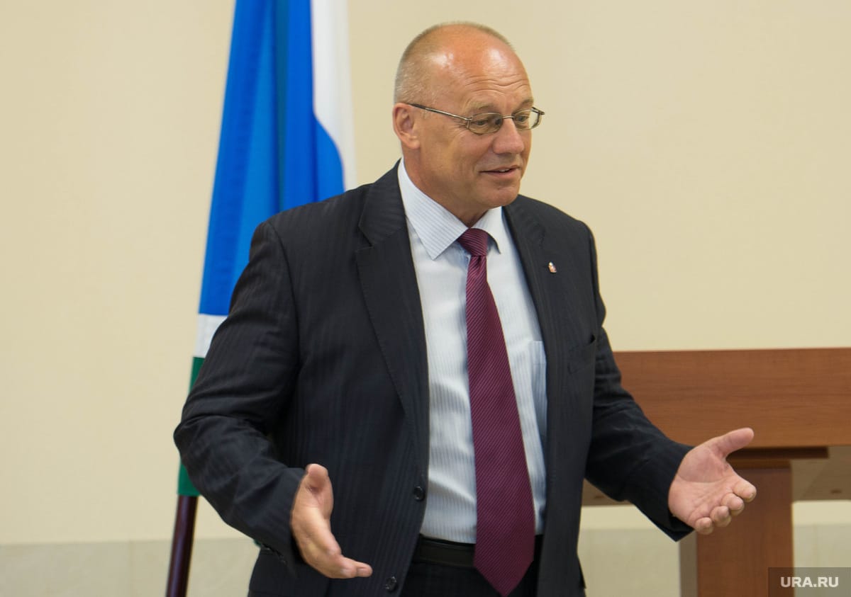 На Урале ректор рассказал о минусах образования за границей и «европейской клоаке». Но затем добавил, что его дочь поедет учиться в Европу