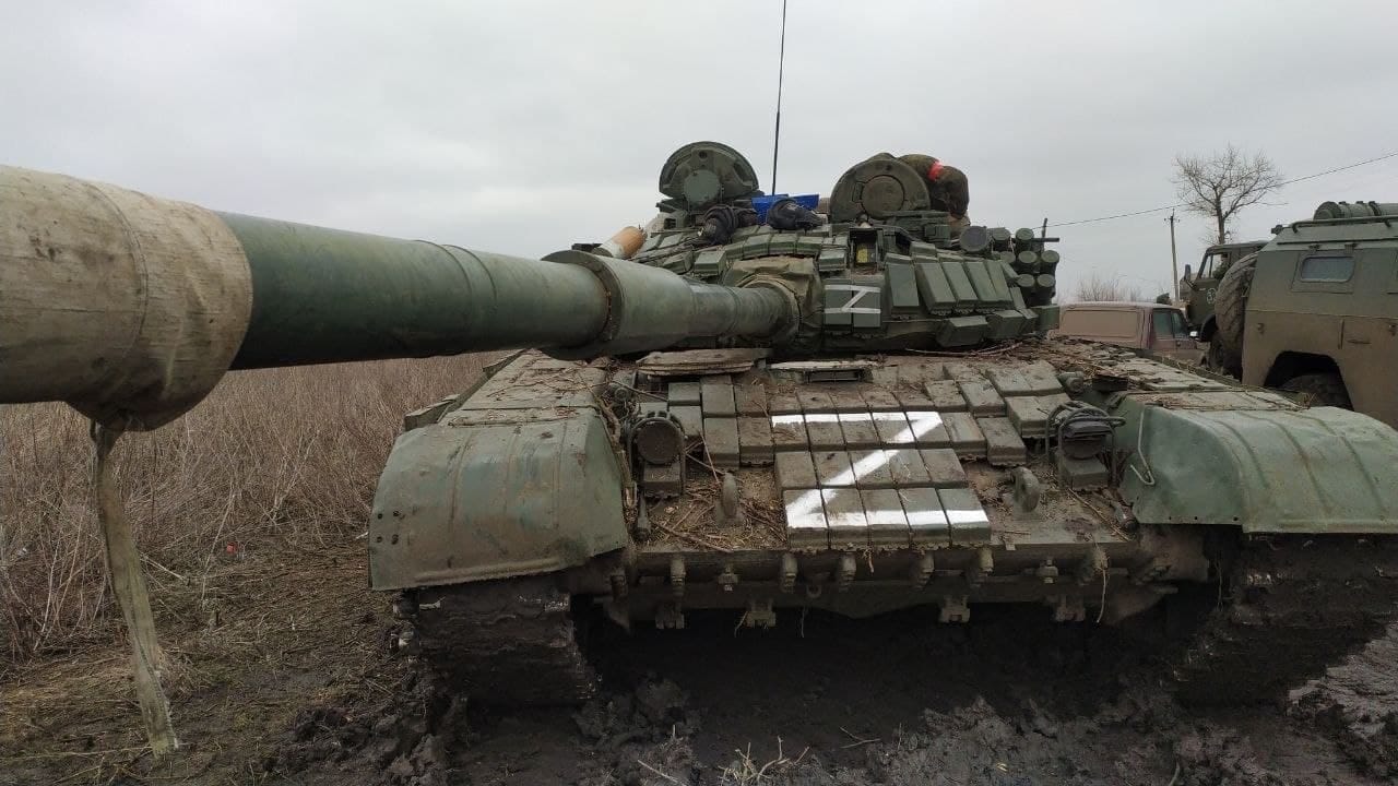 В Минобороны заявили, что Z и V — не латинские буквы, а схожие с ними «до степени смешения» опознавательные знаки
