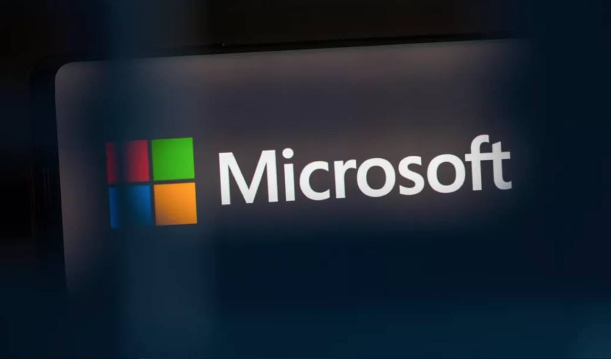 «Microsoft постепенно выведет свой бизнес из России» — президент компании Брэд Смит